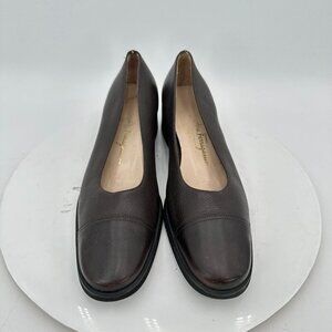 Salvatore Ferragamo Women Size 9 3A Brown Leather Cap Toe Slip On Low Heel Shoes